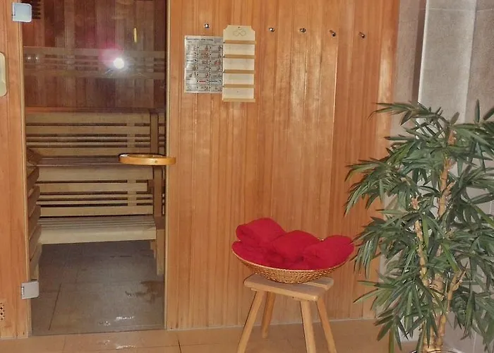 Michels Hanseatic Отель 4*